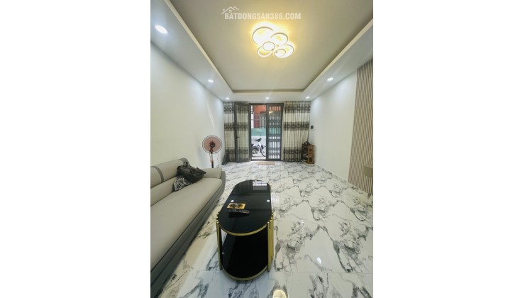 BÁN NHÀ TÂN BÌNH HXH 45M2 3 TẦNG NGANG 4M NỞ HẬU SÁT MT ĐẸP DÂN TRÍ NGUYỄN TRỌNG TUYỂN GẤP BÁN 5.9 TỶ.